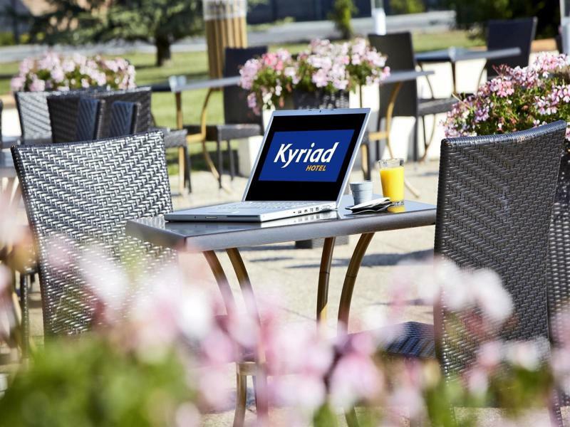 Kyriad Prestige Compiegne Jaux Buitenkant foto